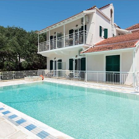 Marika Apartments Kassiopi Exteriör bild