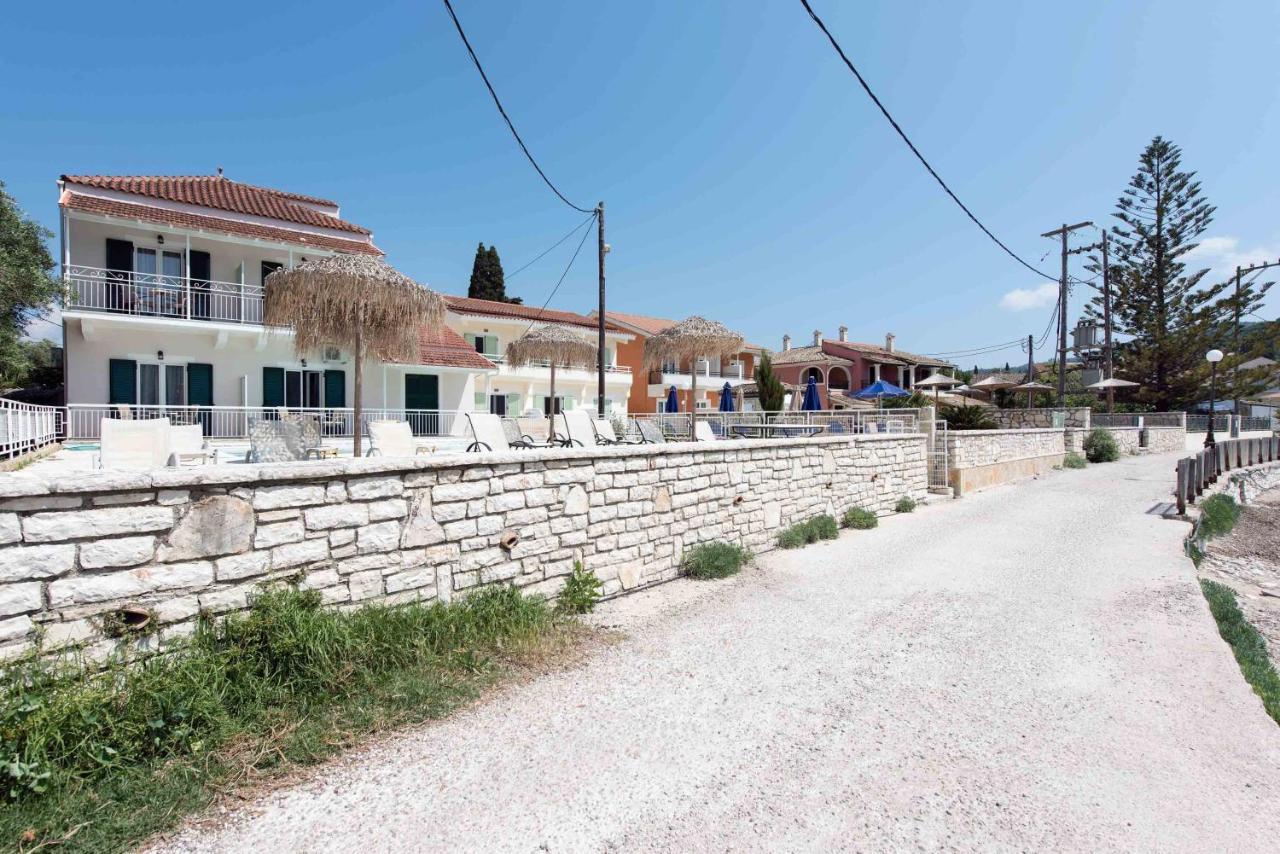 Marika Apartments Kassiopi Exteriör bild