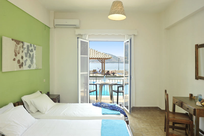 Marika Apartments Kassiopi Exteriör bild